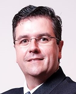 Dr. Luciano Ferreira Drager